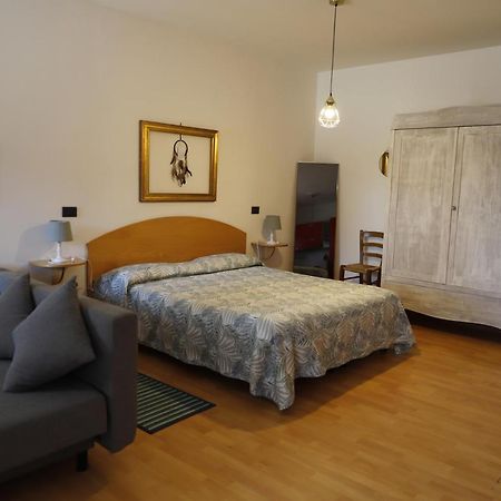 Апартаменты Bamboo Hous - Agriturismo Finilon Кастельнуово-дель-Гарда Экстерьер фото