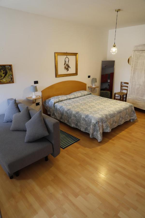 Апартаменты Bamboo Hous - Agriturismo Finilon Кастельнуово-дель-Гарда Экстерьер фото